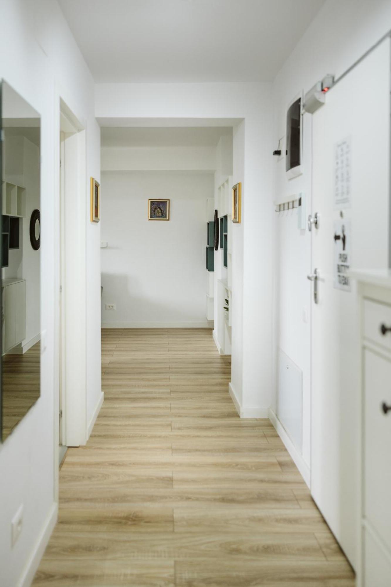 Pure Apartment Bucharest Exterior photo